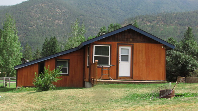 Building Photo - Lovely Ranch style home in Lolo next to creek