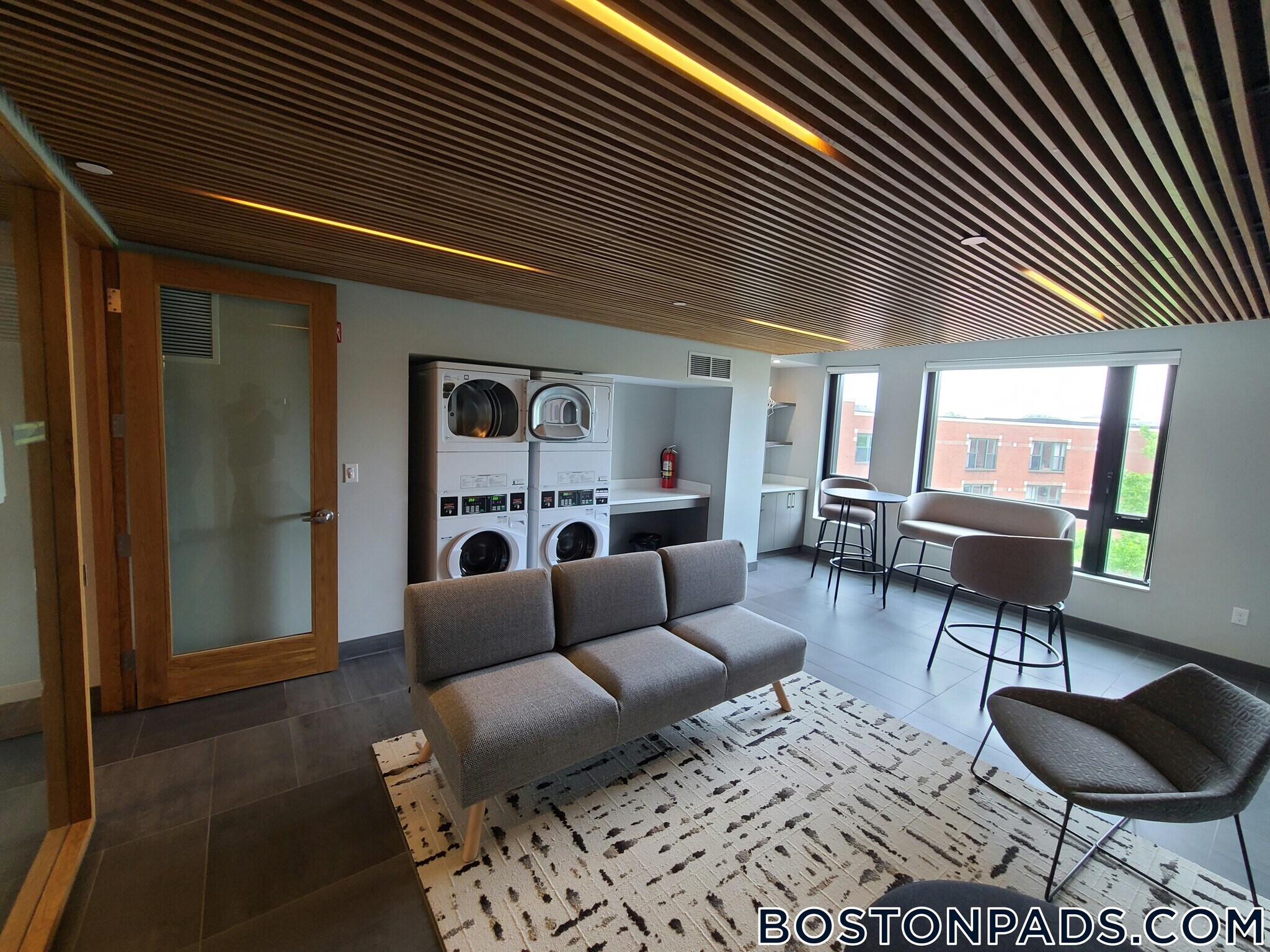 Building Photo - 150 Camden St