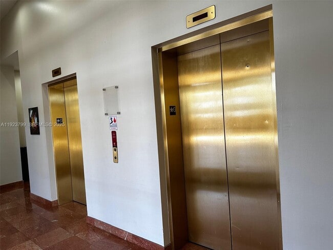 Building Photo - 5271 SW 8th St