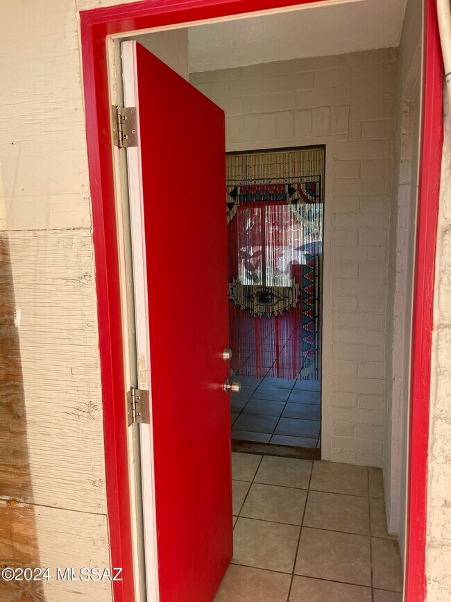 Building Photo - 2638 N Columbus Blvd