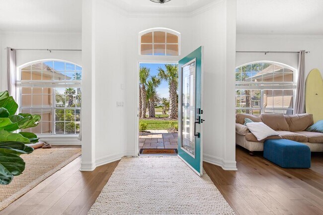 Building Photo - 200 Islamarada Ct
