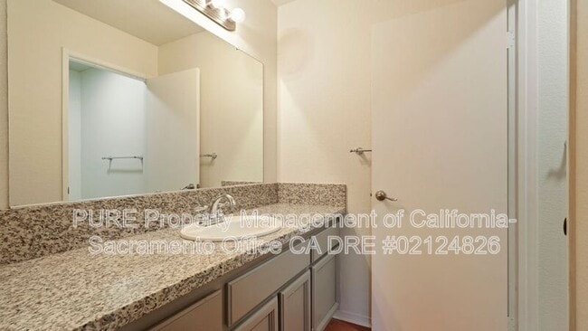 Building Photo - 4839 Vir Mar St