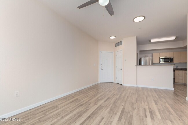 Building Photo - 18416 N Cave Creek Rd