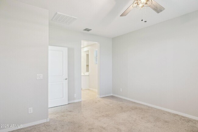 Building Photo - 33974 Beeblossom Trl