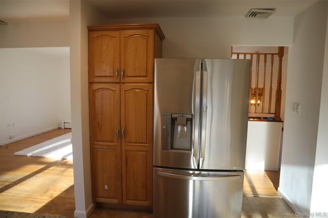 Building Photo - 55 Oakland Ave