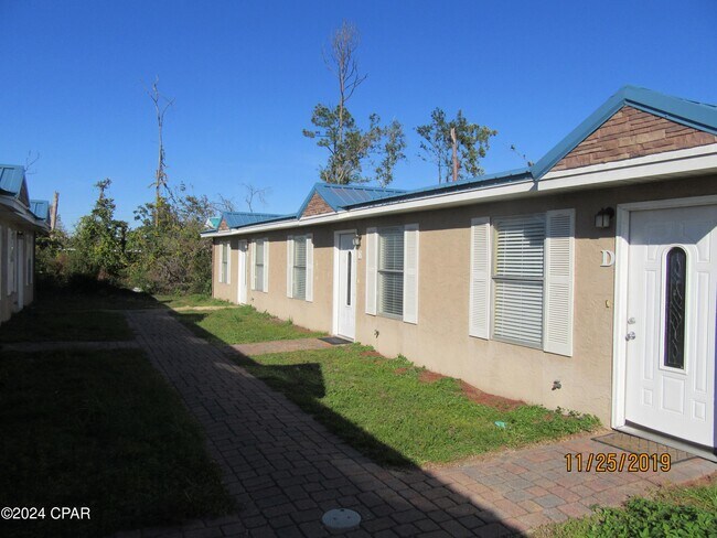 Primary Photo - 1104 W 19th Ct