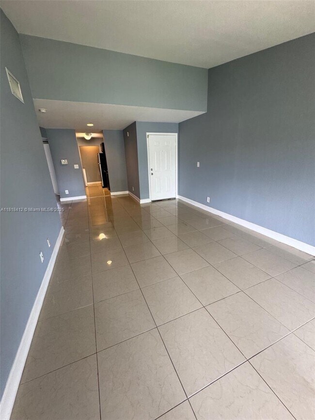 Building Photo - 8787 NW 39th St