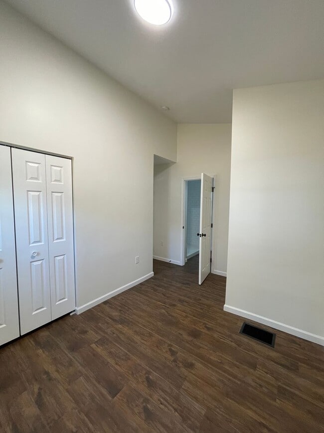 Building Photo - Fully Renovated 3BR/2.5BA Home in Merion Village