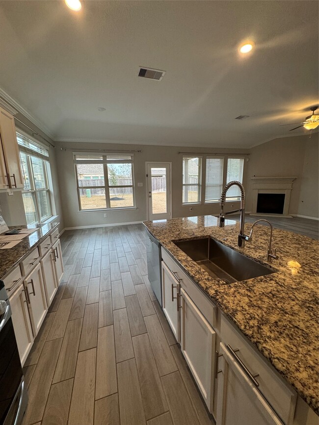 Building Photo - 15722 Monkey Rock Dr