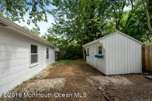 Building Photo - 180 Cliftwood Rd