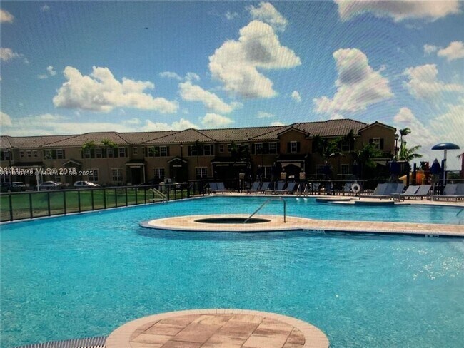 Building Photo - 9391 SW 171st Ct