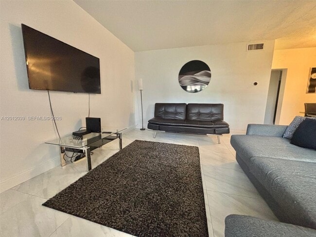 Building Photo - 2200 S Ocean Dr