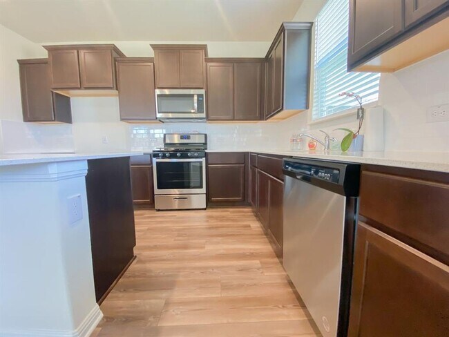 Building Photo - 12010 Corsicana Trl