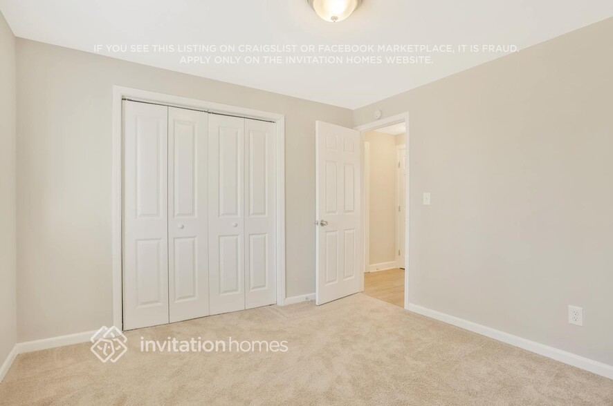 Building Photo - 5675 Mountain Park Way