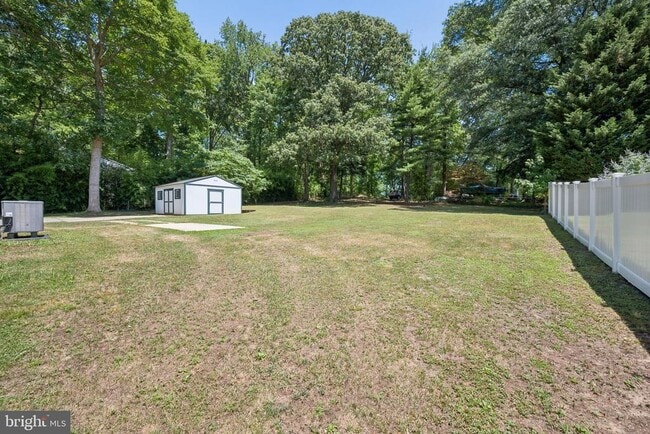 Building Photo - 1365 Moyer Rd