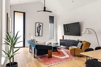 Building Photo - 705 W Annie St