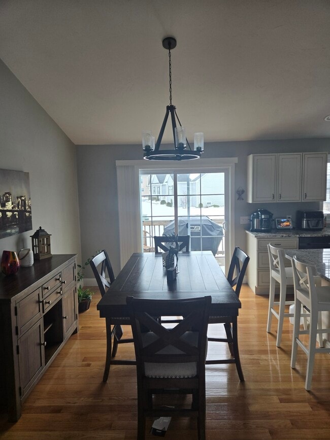 Building Photo - 182 Danielle Dr