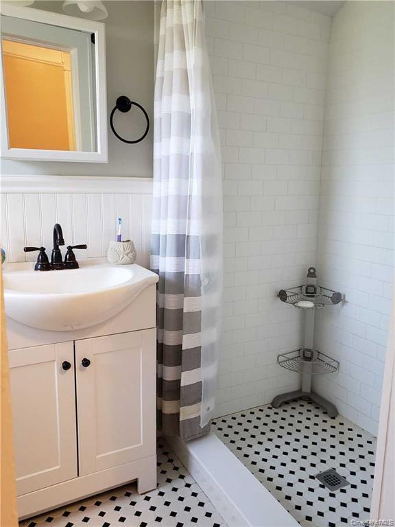 Building Photo - 2770 Academy St