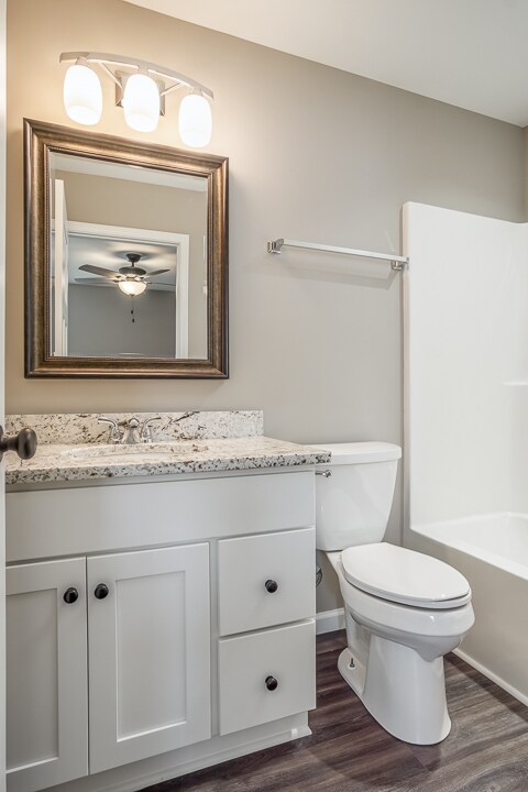 Building Photo - 343 Chestnut Ave