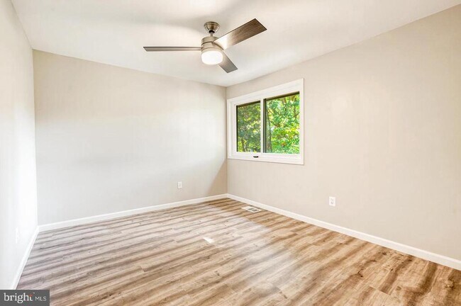 Building Photo - 2246 White Cornus Ln
