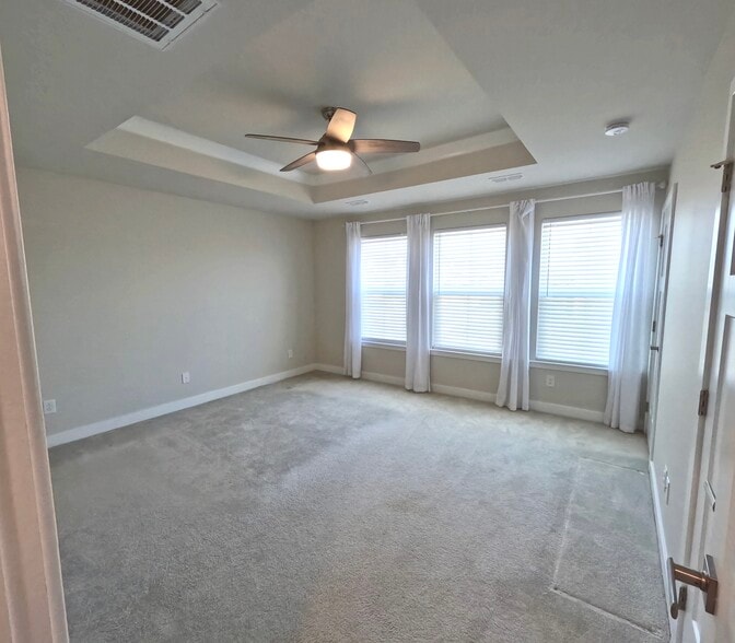 Building Photo - 1037 Clendening Dr