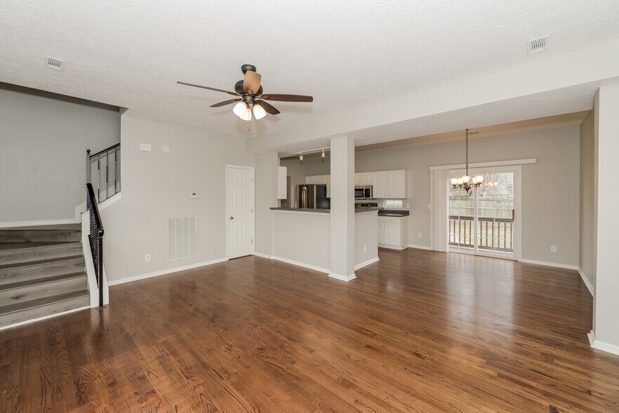 Building Photo - 1604 Zurich Dr