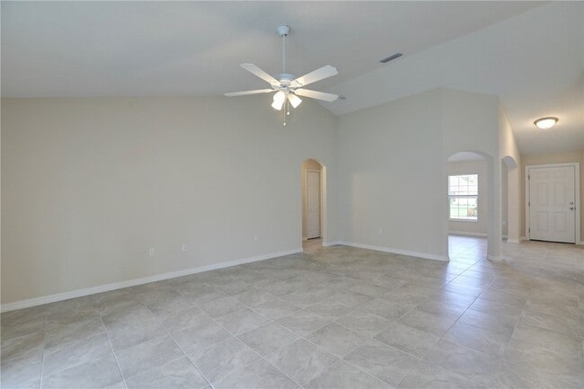 Building Photo - 426 Lanfair Ave