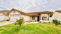 Building Photo - Lovely Single-Story Home in the Friendly and Desirable Lake Rancho Viejo Community of Fallbrook!