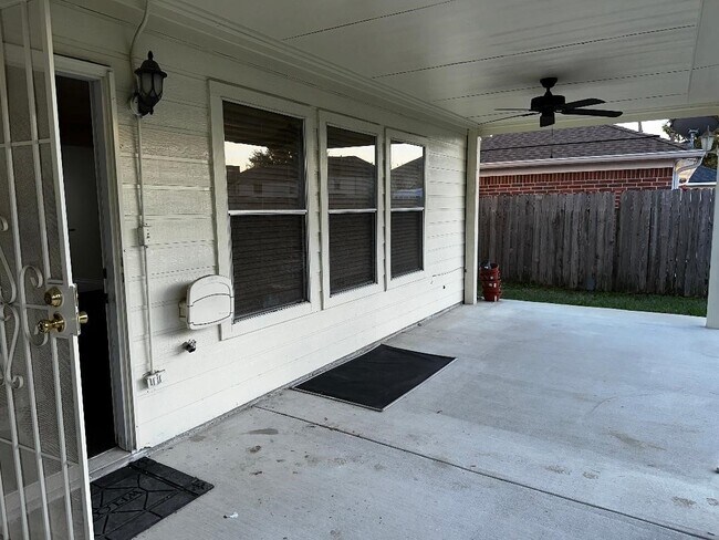 Building Photo - 1375 Hitchin Ln