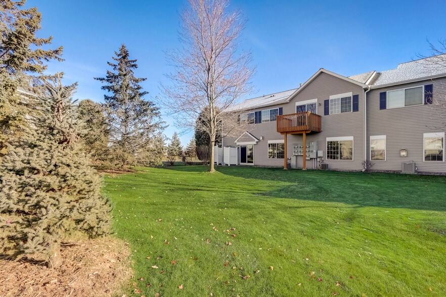 Building Photo - 1222 Bergmann Dr