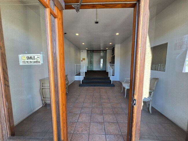 Building Photo - 4705 Kester Ave