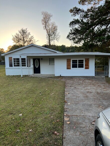 Building Photo - 119 Fairlane Dr