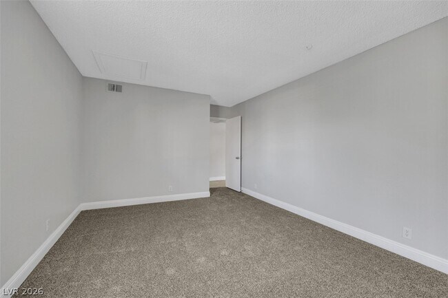 Building Photo - 3151 N Soaring Gulls Dr