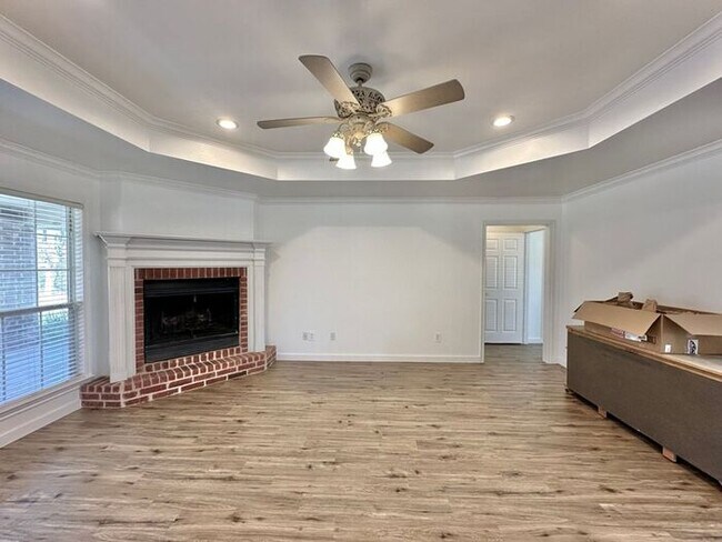 Building Photo - Tour Today! 3/2/2 On 1 Acre in Brownsboro!