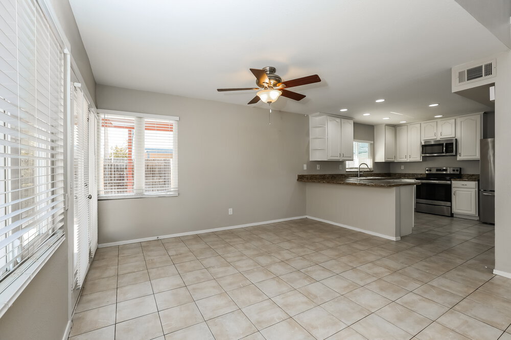 Building Photo - 7026 S 41st Pl