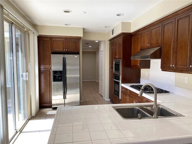 Building Photo - 187 Wild Lilac