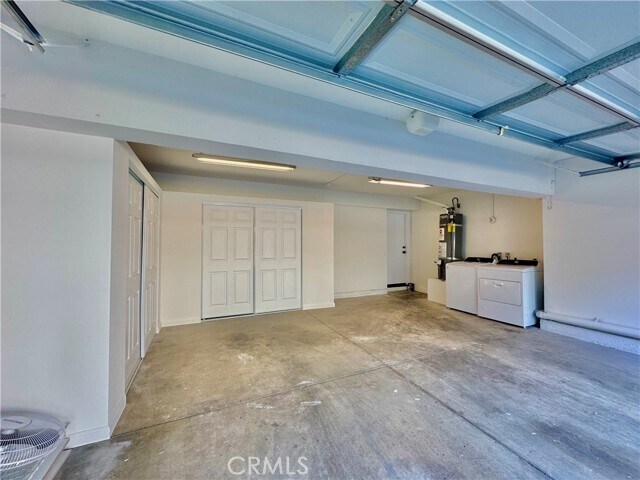 Building Photo - 20735 E Crest Ln