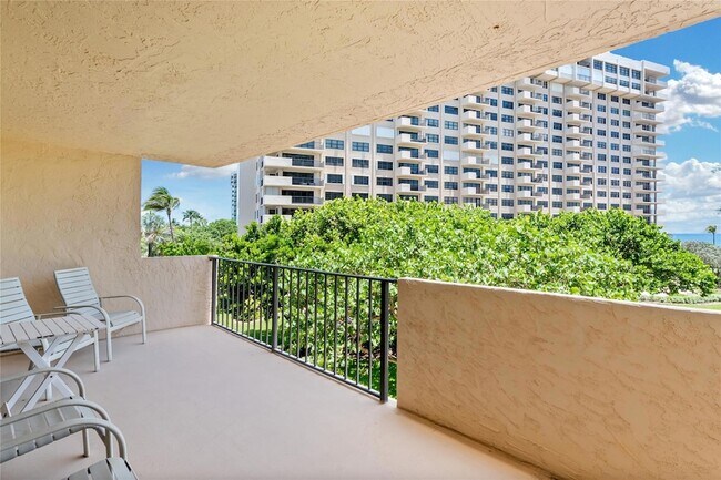 Building Photo - 4900 N Ocean Blvd