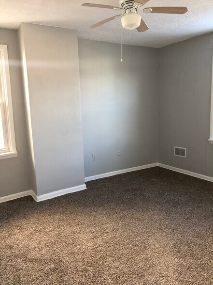 Primary Photo - 1445 Alabama Ave