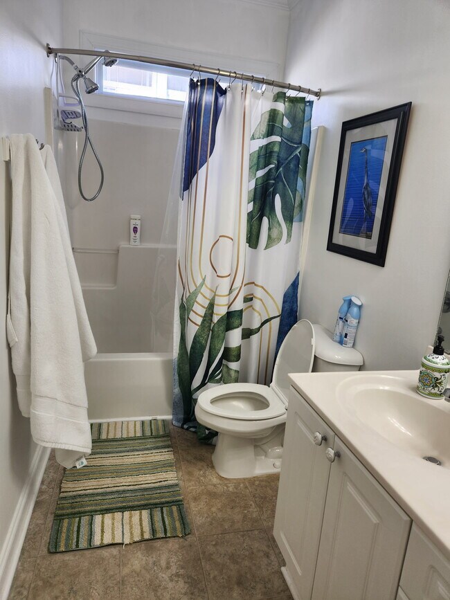 Building Photo - 1212 Bowfin Ln