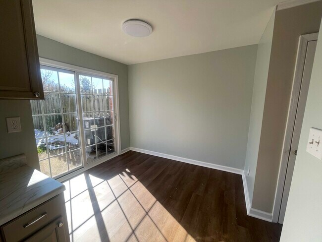 Building Photo - 134 Hickok Cir