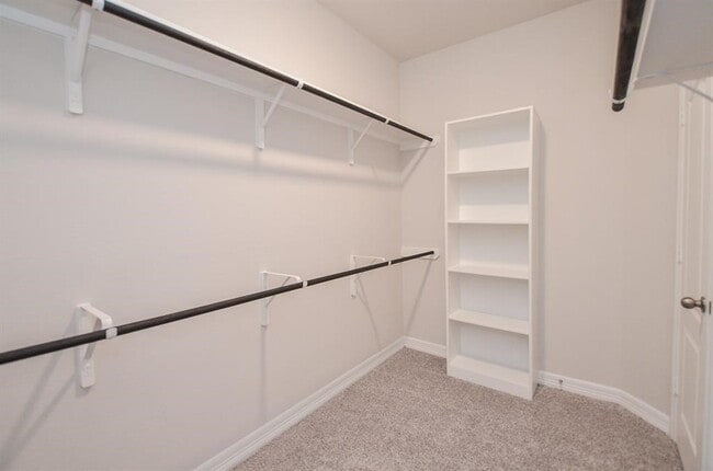 Building Photo - 7402 Sunlit Hbr Dr