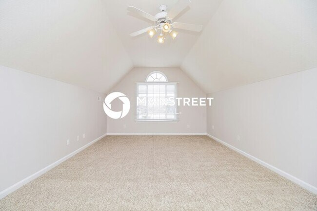 Building Photo - 3 Bedroom Pet-Friendly Home in La Vergne, ...