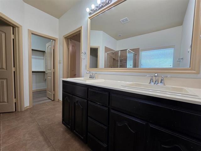 Building Photo - 10444 Merced Lake Rd