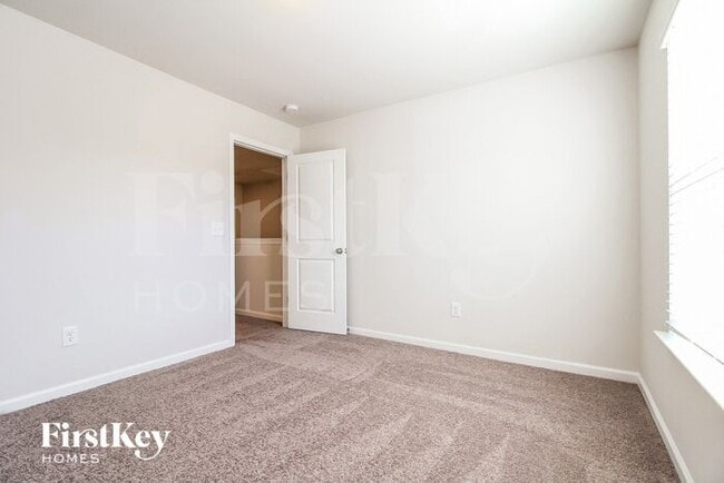 Building Photo - 20 Wild Lily Dr