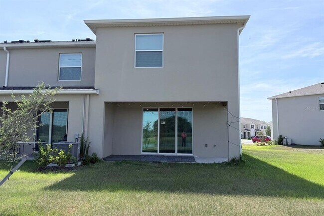 Building Photo - 1470 Isleta Lp