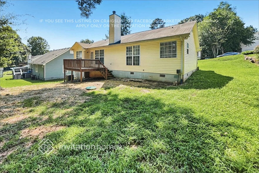 Building Photo - 3933 Edgebrook Dr