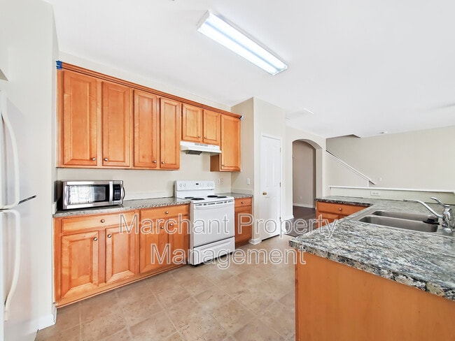 Building Photo - 9 Sunfield Ct