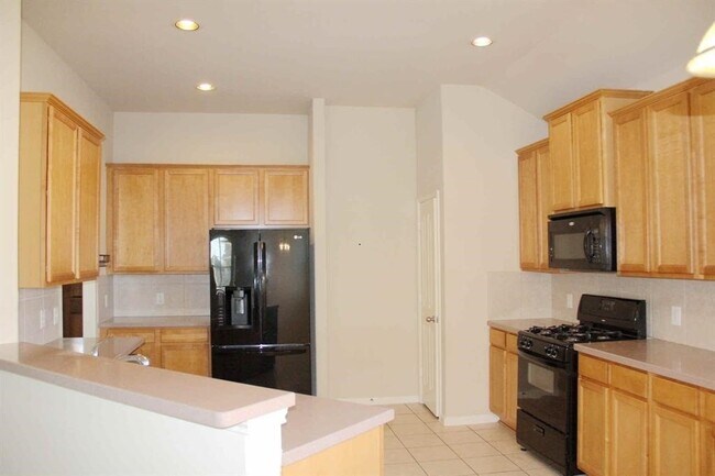 Building Photo - 7310 Northfork Dr