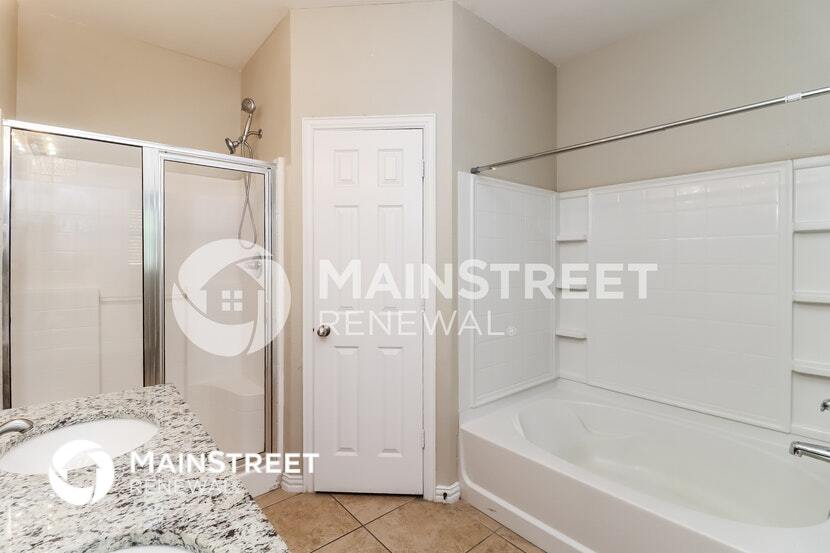 Building Photo - 247 Edison Ln